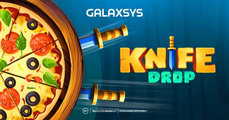 Baner promocyjny gry „Knife Drop” od Galaxsys, przedstawiający apetyczną pizzę na drewnianej desce, wbite w tło noże oraz oficjalne, kolorowe logo gry.